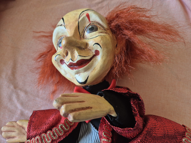 Comment une marionnette peut-elle transmettre une émotion avec très peu de mouvements ?
